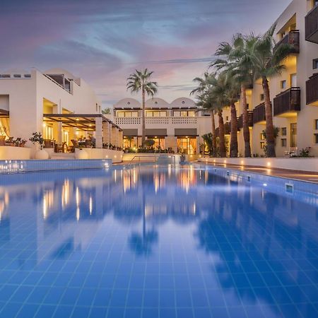 מלון Agia Marina Giannoulis - Santa Marina Plaza (Adults Only) מראה חיצוני תמונה