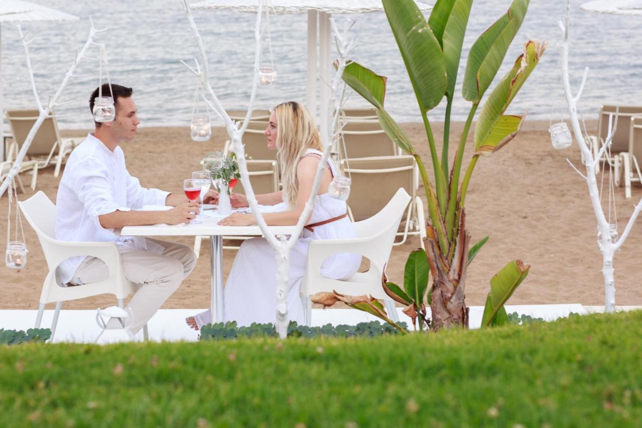 מלון Agia Marina Giannoulis - Santa Marina Plaza (Adults Only) מראה חיצוני תמונה