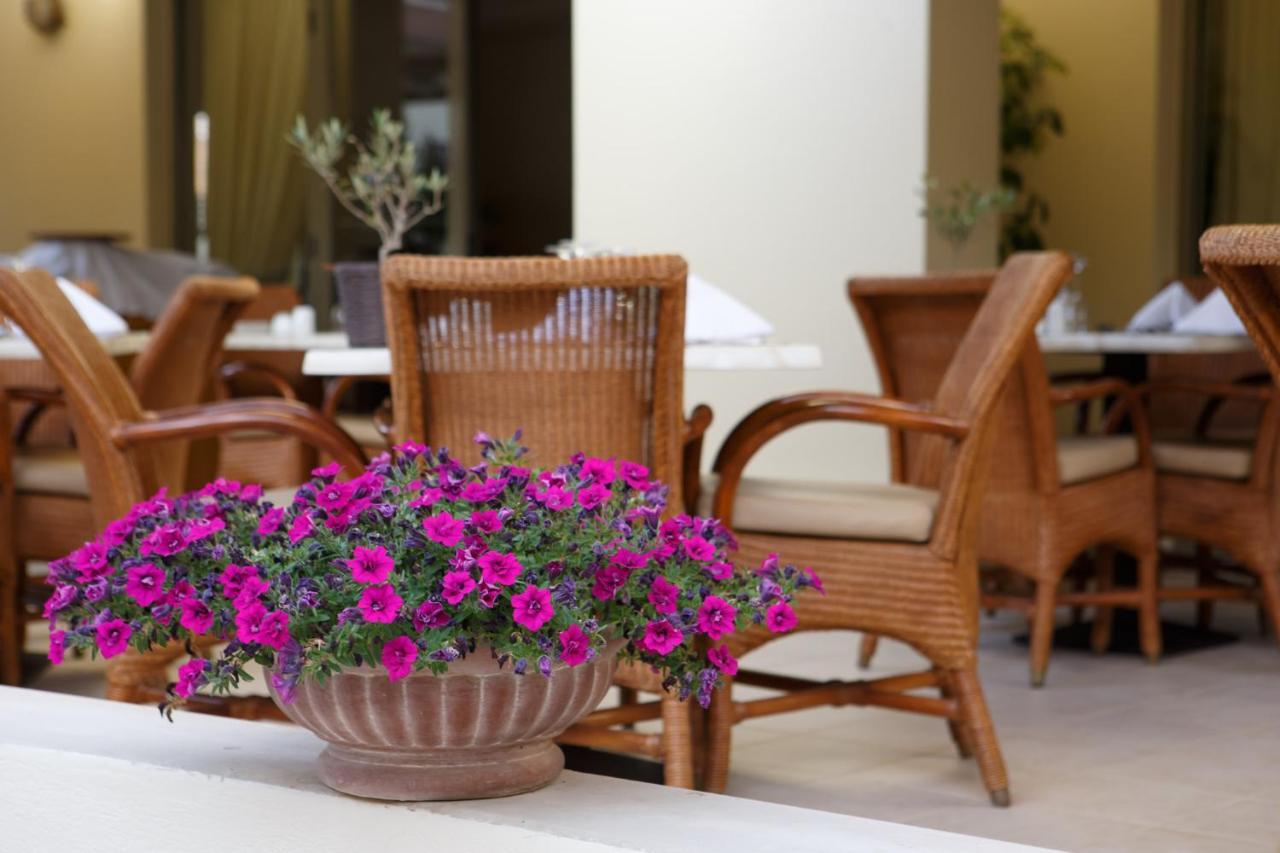 מלון Agia Marina Giannoulis - Santa Marina Plaza (Adults Only) מראה חיצוני תמונה
