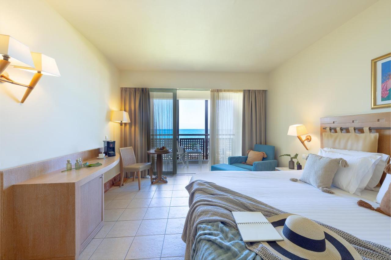 מלון Agia Marina Giannoulis - Santa Marina Plaza (Adults Only) מראה חיצוני תמונה