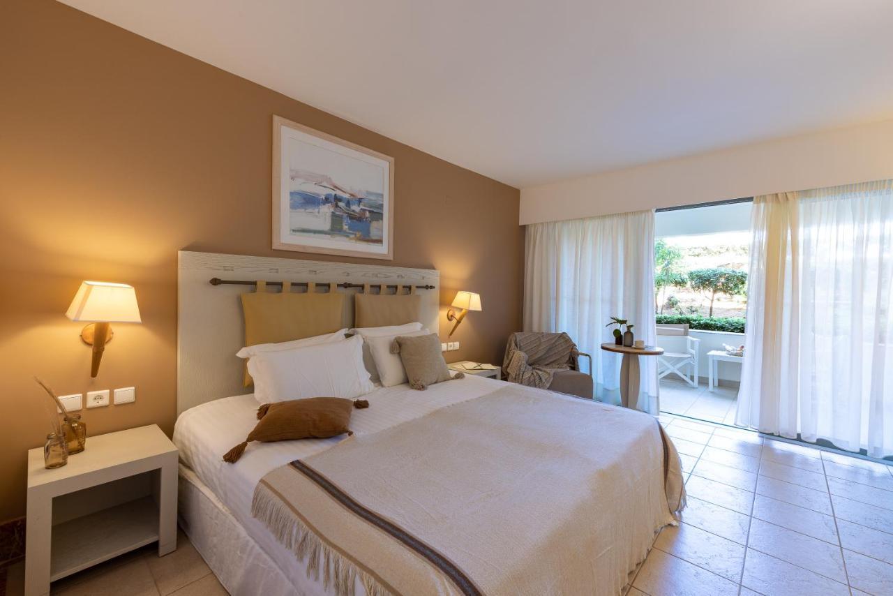 מלון Agia Marina Giannoulis - Santa Marina Plaza (Adults Only) מראה חיצוני תמונה