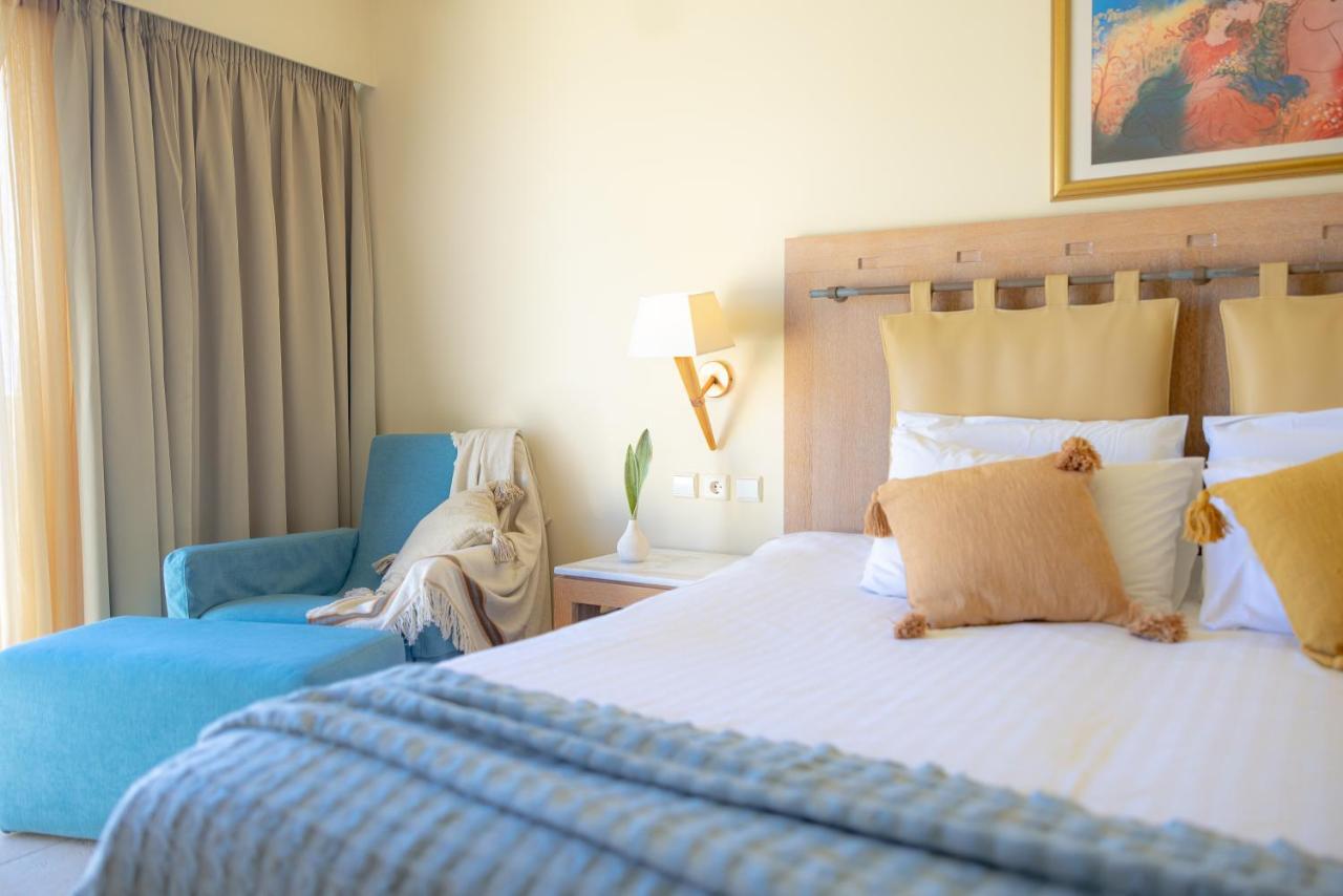 מלון Agia Marina Giannoulis - Santa Marina Plaza (Adults Only) מראה חיצוני תמונה